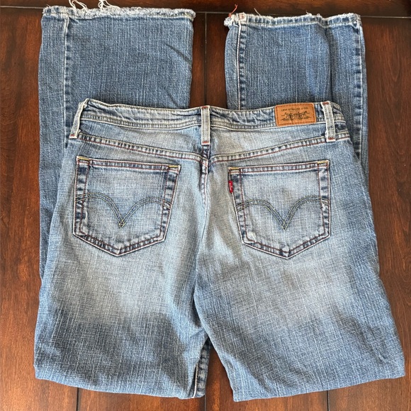 Levi's 518 Light Blue Ankle Jeans 13 - Picture 2 of 7